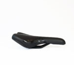 ASIENTO DDK-5311, RIEL NEGRO, NEGRO BRILLANTE - Imagen 3